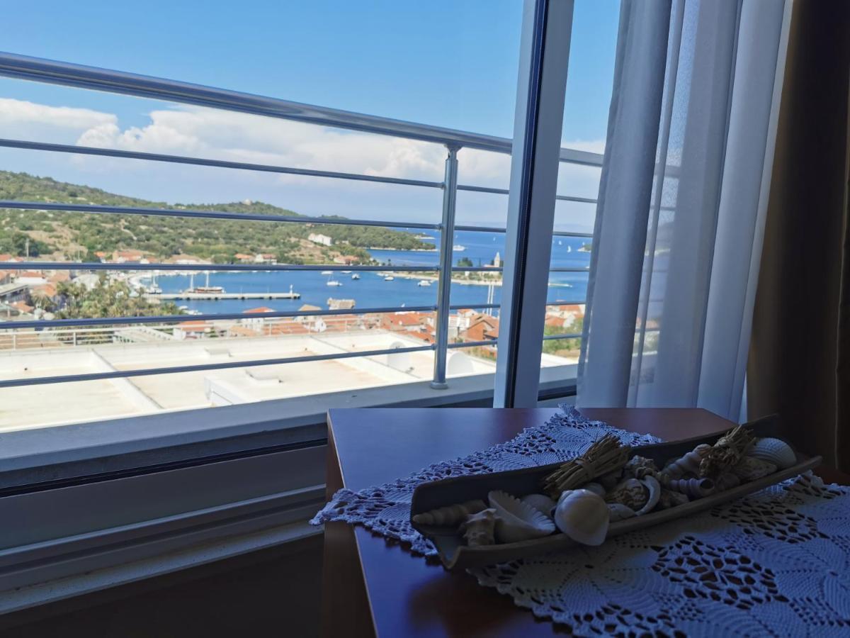 Villa Bellevue Vis Exterior foto