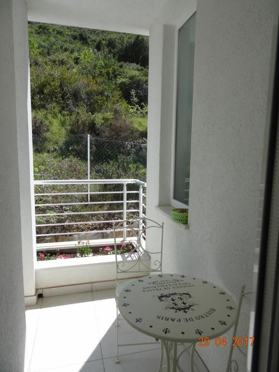 Villa Bellevue Vis Exterior foto