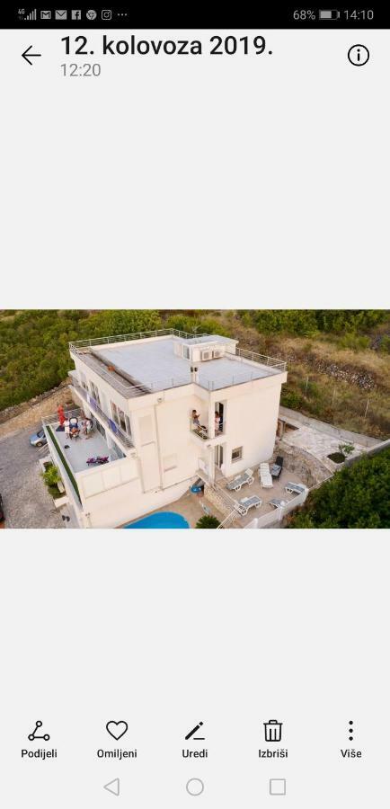 Villa Bellevue Vis Exterior foto
